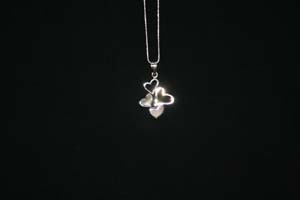 heart_pendant.jpg